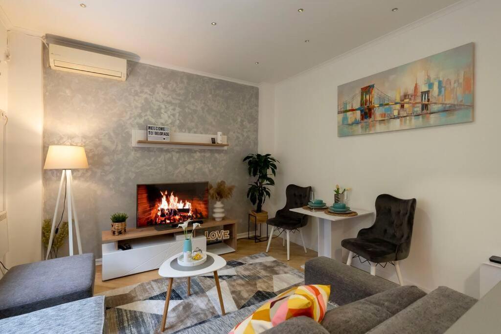 Train 23 Apartment Белград Екстериор снимка